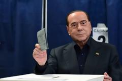 Ο Μπερλουσκόνι εξελέγη ευρωβουλευτής!