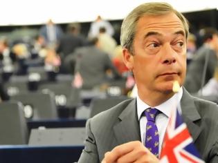 Φωτογραφία για Ο Νάιτζελ Φάρατζ απαιτεί ρόλο στις συνομιλίες για το Brexit