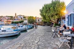 Χάλκη: Χαμηλές ταχύτητες