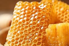 Τα οφέλη και οι κίνδυνοι της κηρήθρας για τον οργανισμό