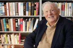 Πέθανε στα 96 του ο ιδρυτής του Παρατηρητηρίου Ανθρωπίνων Δικαιωμάτων, Ρόμπερτ Μπέρνστα