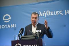 Παραιτείται από την ηγεσία ο Θεοδωράκης – Δεν κατεβαίνει στις εκλογές το «Ποτάμι»