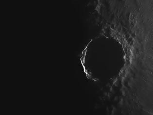 Φωτογραφία για Sunrise at Copernicus Crater