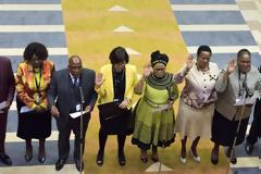 Ν.Αφρική: Για πρώτη φορά οι μισοί υπουργοί της κυβέρνησης είναι γυναίκες