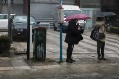 Με βροχές και καταιγίδες ο β' γύρος των αυτοδιοικητικών εκλογών