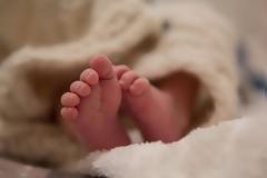 Γεννήθηκε το πιο μικρό μωρό του κόσμου - Ζυγίζει μόλις 245 γραμμάρια, πήρε εξιτήριο μετά από πέντε μήνες