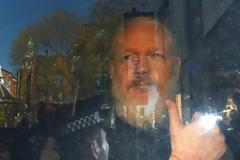 ΟΗΕ: Ο Τζούλιαν Ασάνζ υποφέρει από «ψυχολογικά βασανιστήρια»