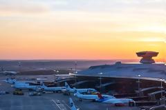 Προσγείωση στο... Πούσκιν: Ο Πούτιν αλλάζει όνομα σε 44 αεροδρόμια της Ρωσίας