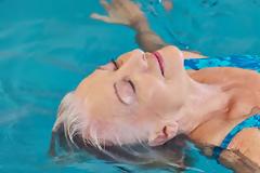 Η ευεργετική άσκηση της κολύμβησης. Τα οφέλη που προσφέρει το κολύμπι