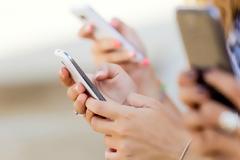 Νίκος Κατσαρός: Μεγάλη Προσοχή! Γιατί δεν πρέπει να μιλάτε πολύ στο κινητό…