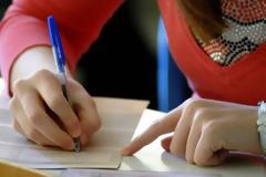 Η σωστή διατροφή στο διάβασμα. Τι κάνει να τρώτε σε περίοδο εξετάσεων; Τα συμπληρώματα