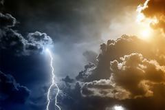 Έκτακτο δελτίο κακοκαιρίας με βροχές και καταιγίδες