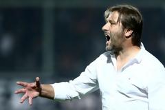 Ο Μαρτίνς πιέζει για την απόκτηση στόπερ