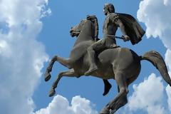 Πηγή έμπνευσης η νομισματική πολιτική του... Μεγάλου Αλεξάνδρου! Πώς η πολιτική του Έλληνα στρατηλάτη συνετέλεσε στην πρώτη... παγκοσμιοποίηση της οικονομίας.