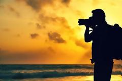 Όσοι τραβάνε συνεχώς φωτογραφίες είναι πιο χαρούμενοι!