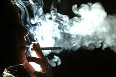 Μη φέρνεις τον καπνό σου δίπλα μου!