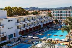 Σκληρό πρέσινγκ από τουρ οπερέιτορς σε ξενοδόχους για εκπτώσεις