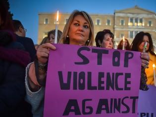 Φωτογραφία για Συγκέντρωση στη Βουλή για τον νέο Ποινικό Κώδικα: «Κάνει τον βιασμό πλημμέλημα»