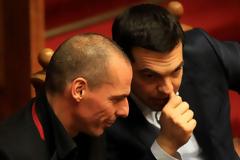 Βαρουφάκης κατά Τσίπρα: «Ηρθε η ώρα για.. Ενήλικες στο Δωμάτιο»