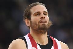 Τι ισχύει για Μπόγρη και Αγραβάνη στον Ολυμπιακό