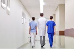 Το Υ. Υγείας νομοθετεί για τις Μονάδες  Ημερήσιας Νοσηλείας, ενώ οι κλινικάρχες ναρκοθετούν τον θεσμό