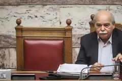 Παλαιοκομματισμός: Δεκάδες μετατάξεις και διορισμοί της τελευταίας στιγμής στη Βουλή