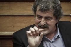 Δεν υπάρχει μέτρο για τον Παύλο Πολάκη – Επιτέθηκε φραστικά στον πιο ευγενικό γιατρό του ΕΣΥ