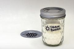 Πώς να ξεβουλώσετε τις σωληνώσεις με φυσικό τρόπο