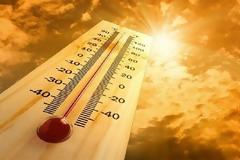 Προ των πυλών το πρώτο καλοκαιρινό Σαββατοκύριακο - Σε ποιες περιοχές θα δείξει 37ºC  το θερμόμετρο