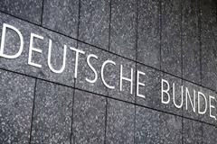 «Φρένο» στην ανάπτυξη της Γερμανίας προβλέπει η Bundesbank