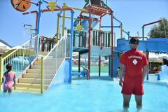 518 Μ/Π ΤΠ: ''Στην...πισίνα ολοταχώς''