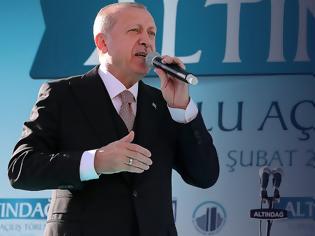 Φωτογραφία για SZ: Ο Ερντογάν ανακινεί ξανά το θέμα της ονομασίας της Κωνσταντινούπολης