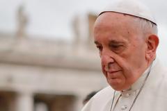 Ο Πάπας Φραγκίσκος αλλάζει το 