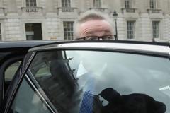 Σοκάρει ο υποψήφιος διάδοχος της Μέι: Έκανα χρήση κοκαΐνης...