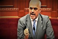 Έντι Ράμα: ψυχοπάθεια, μπάσκετ, ζωγραφική, ναρκωτικά και Σόρος…