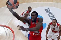 Πιέζει για Χάντερ ο Ολυμπιακός