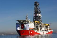 Άγκυρα: Απειλεί με αντίποινα τη Λευκωσία για την έκδοση ενταλμάτων σύλληψης για το πλήρωμα του Φατίχ