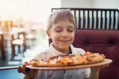 Ποιες είναι οι πιο παχυντικές τροφές για τα παιδιά