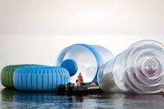 WWF: Πέντε γραμμάρια πλαστικό καταπίνει κάθε εβδομάδα ο μέσος άνθρωπος