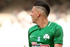 Ο Χατζηγιοβάνης δεν βιάζεται να απαντήσει στον Παναθηναϊκό