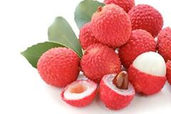 Ινδία: Δεκάδες παιδιά νεκρά από «κρυφή» τοξίνη σε φρούτο