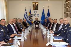 Ετήσια Ενημέρωση Επίτιμων Αρχηγών ΓΕΑ (ΦΩΤΟ)