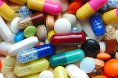 Μετά τα διαγνωστικά κέντρα, προειδοποιούν και οι φαρμακοβιομήχανοι!