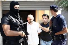 Ο Βασίλης Παλαιοκώστας εξέδωσε βιβλίο για τις αποδράσεις του