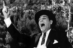 «Μαυρογιαλούροι» μέχρι τέλους με προσλήψεις, μετατάξεις και κάθε λογής ρουσφέτι