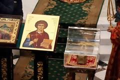 Η φοβερή ιστορία με τον ασεβή γιατρό και τον Άγιο Παντελεήμονα