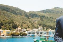 Γιατί όλοι πάνε Καστελλόριζο; - Οι συμβολισμοί πίσω από τις επισκέψεις στο νησί