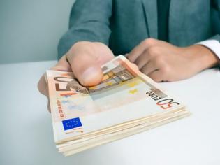 Φωτογραφία για Επίδομα 150 ευρώ από τον ΕΟΠΥΥ: Οι δικαιούχοι και τα δικαιολογητικά που χρειάζονται