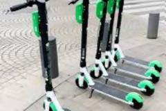 Ηλικιωμένη παρασύρθηκε από ηλεκτρικό πατίνι