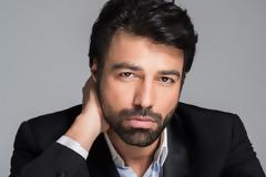 Και γκέι ζευγάρι στις «8 λέξεις»